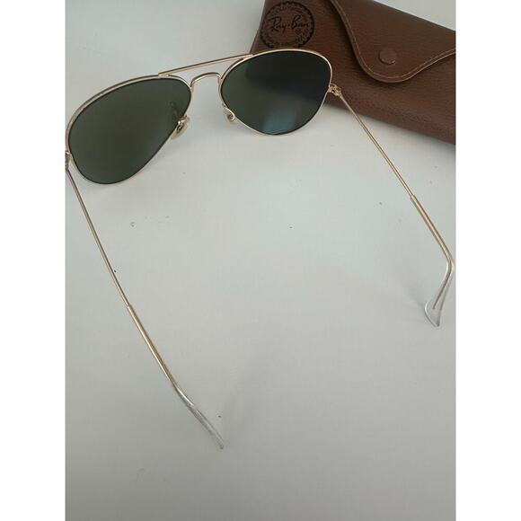 Ray-Ban RB3025 Gold Frame with Blue Mirror Flash Lenses main image 10